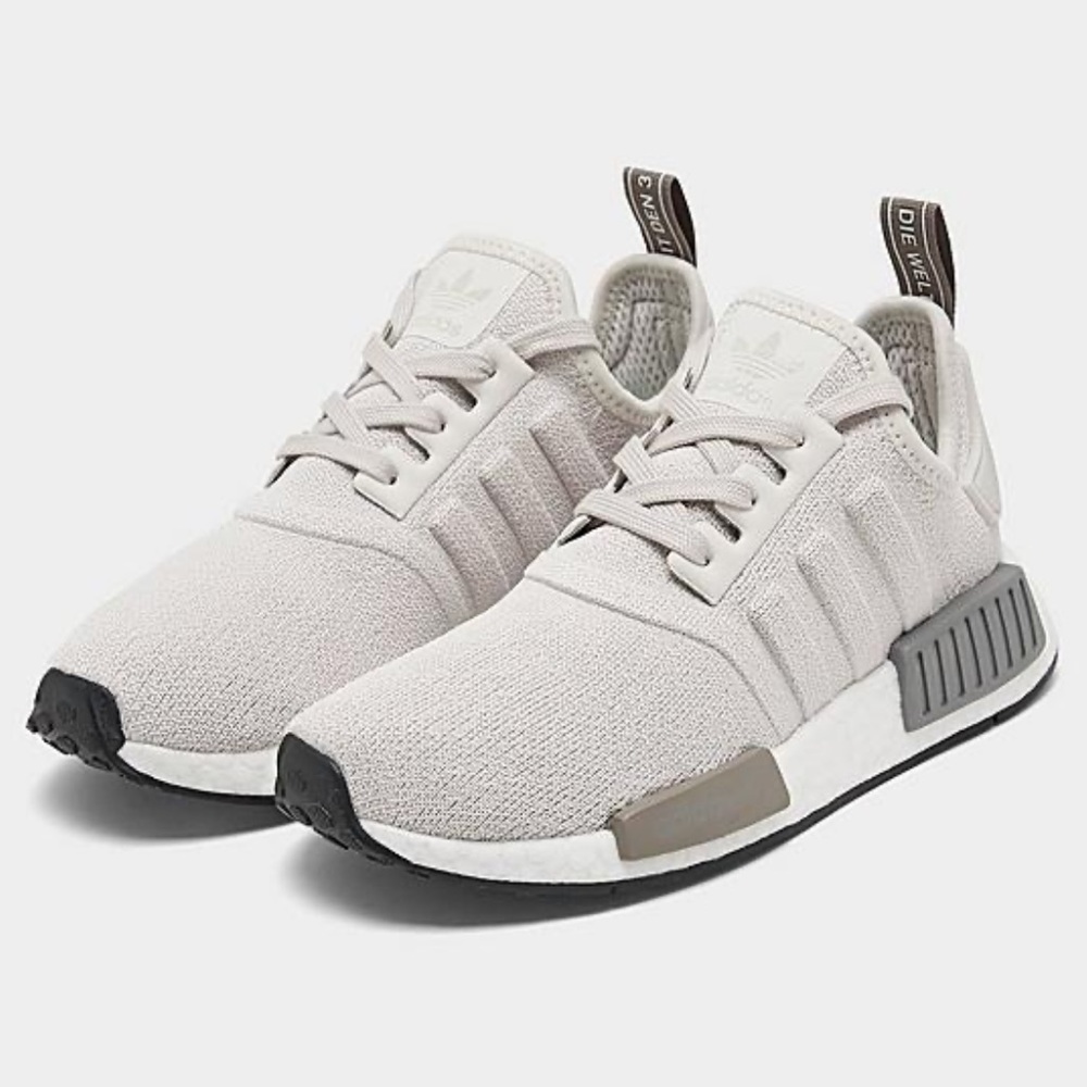 Women’s NMD r1